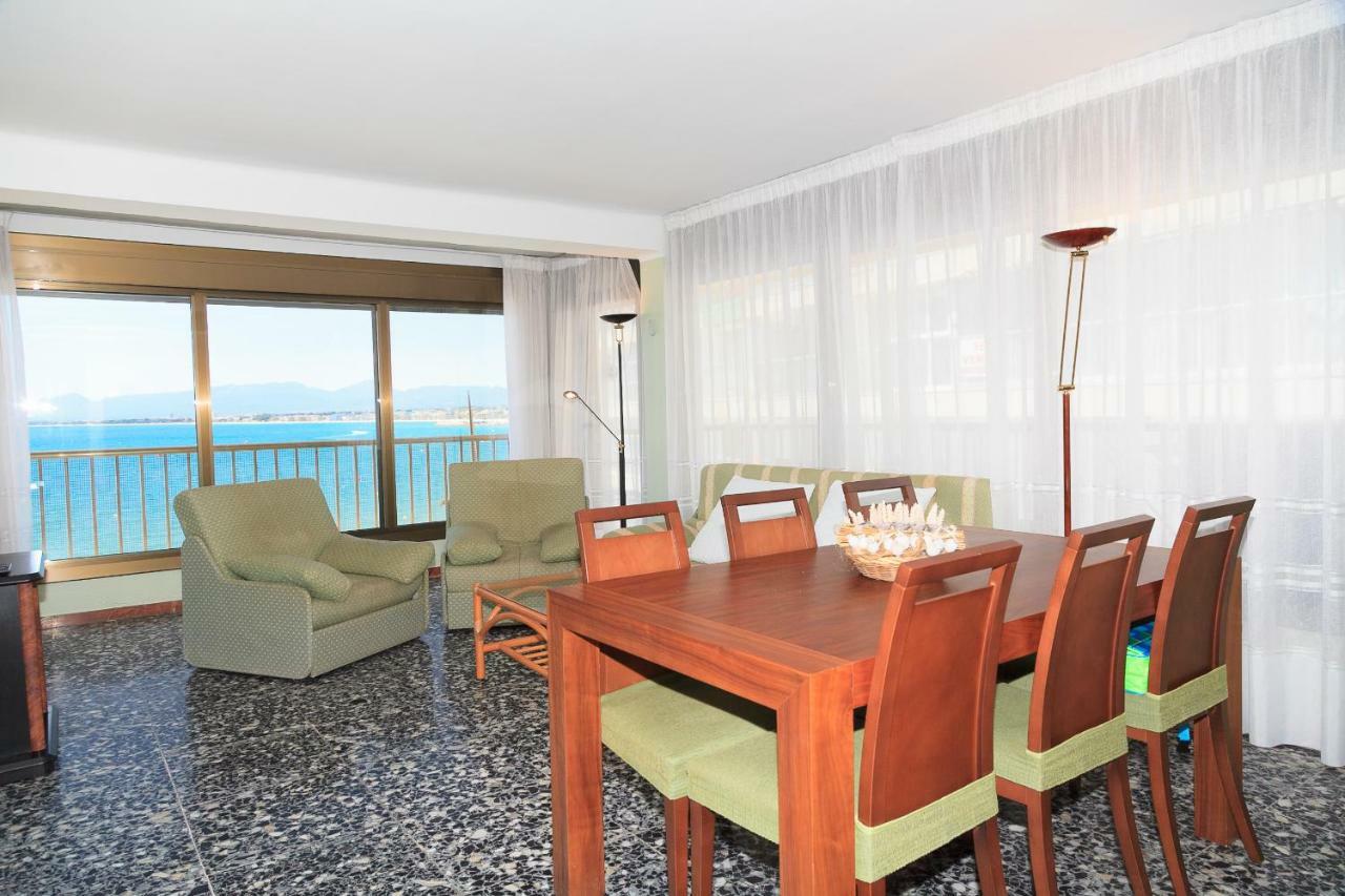 Uhc Acantilados Family Apartments Salou Eksteriør billede
